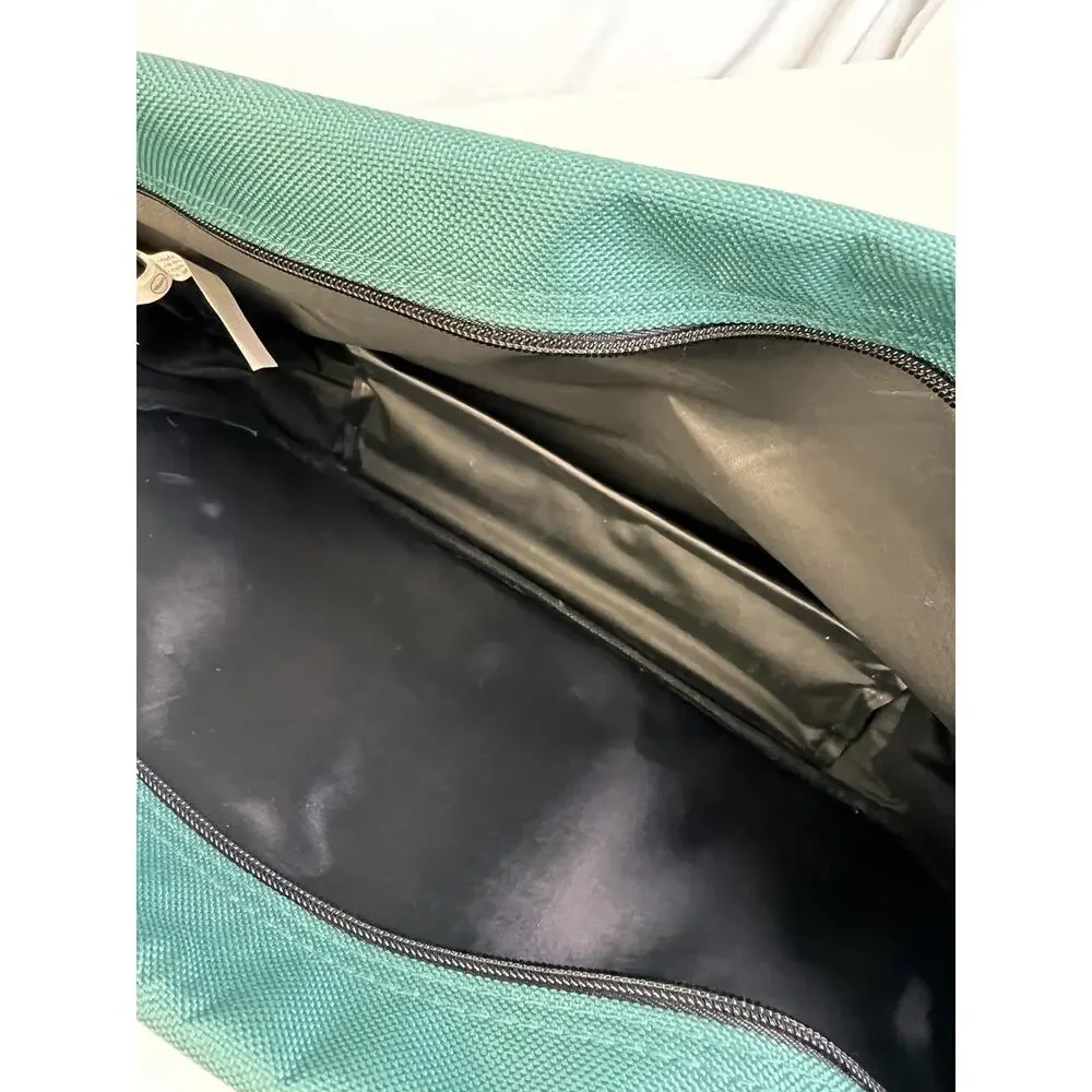 Tag travel laptop